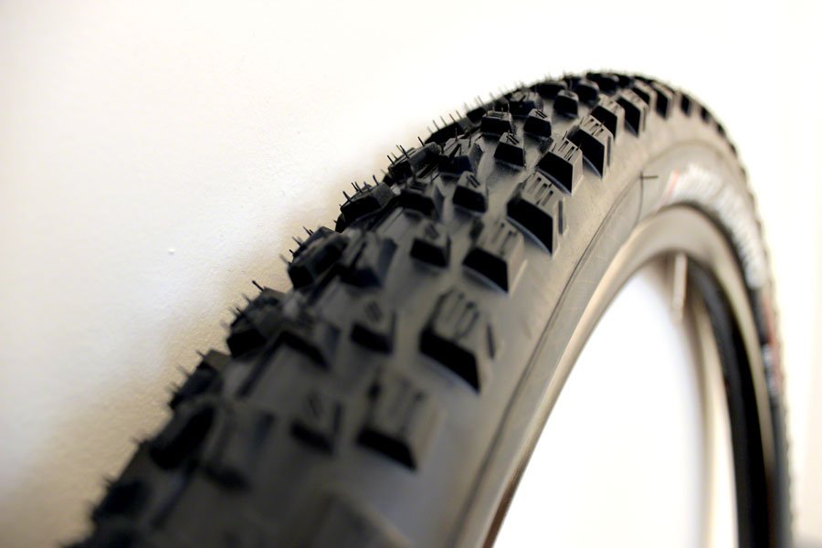 Vittoria Agarro Tire - 29 x 2.6 Tubeless Folding Black/Anthracite TNT G2.0 - The Lost Co. - Vittoria - TR3559 - 8022530020817 - -